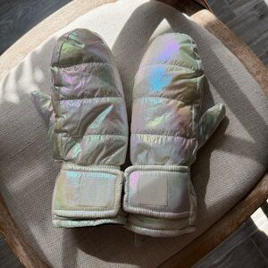 Free people Show Off Puffer Mittens